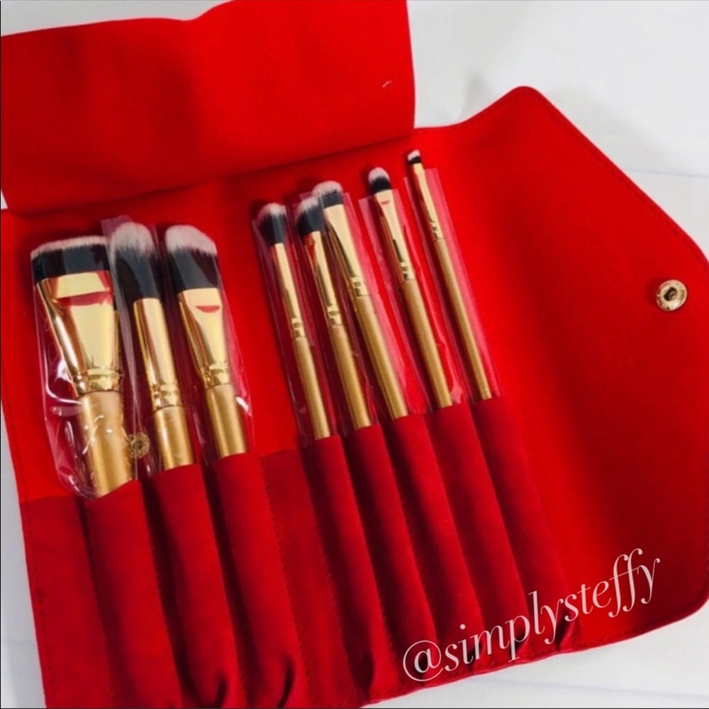 LUXIE Glitter and Gold Brush Set with Case NEW
